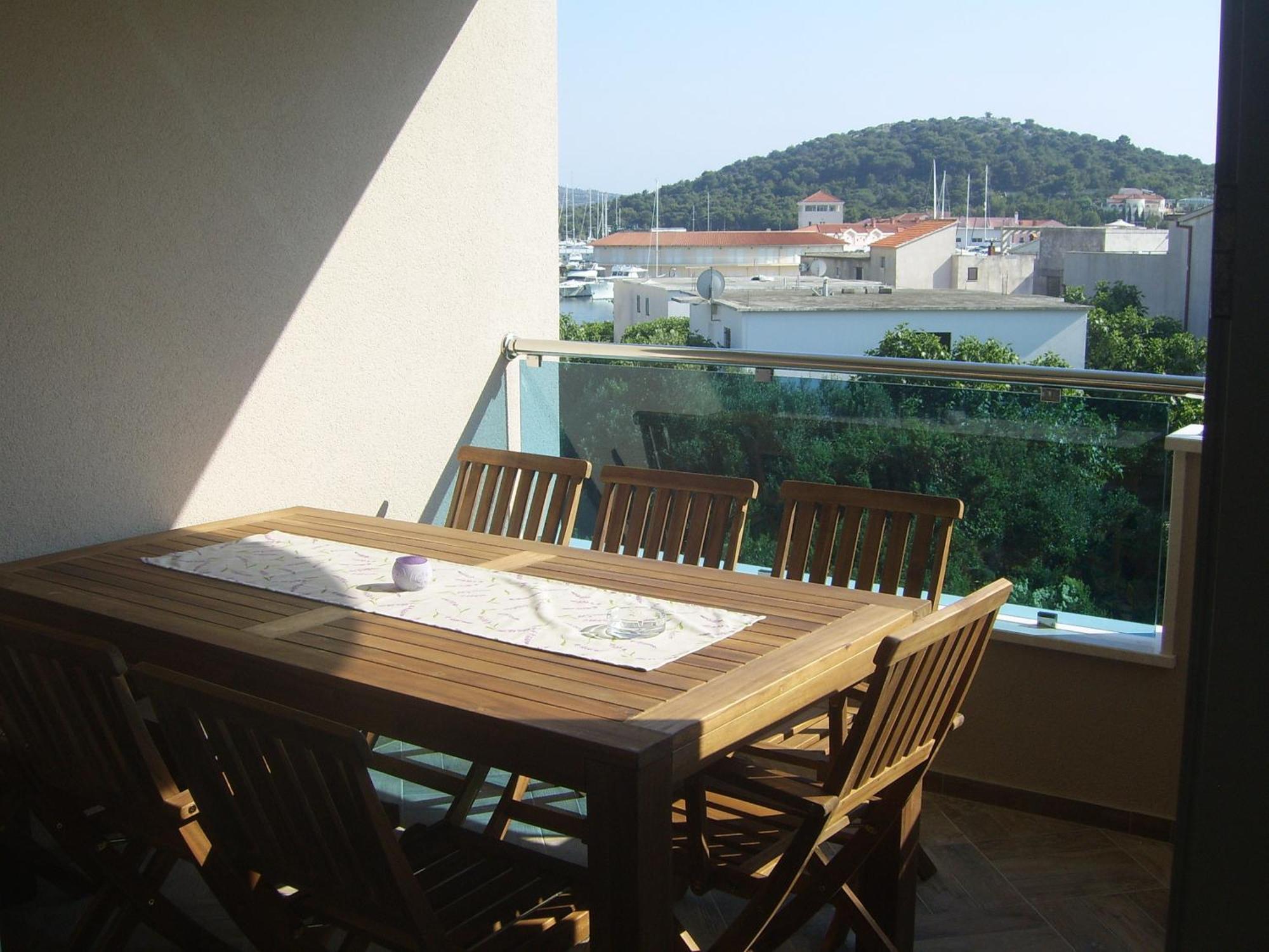 Apartments Villa Erik Rogoznica  Bilik gambar