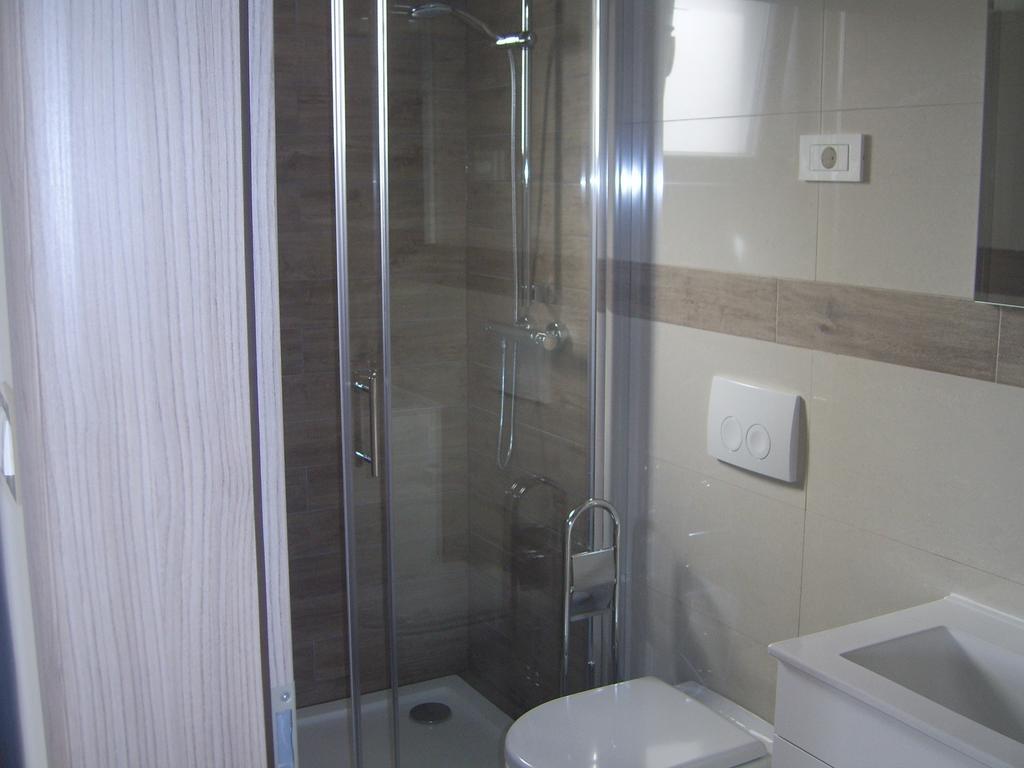 Apartments Villa Erik Rogoznica  Bilik gambar