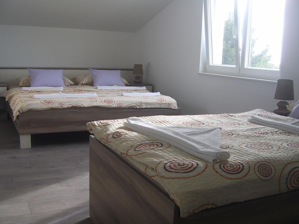 Apartments Villa Erik Rogoznica  Bilik gambar